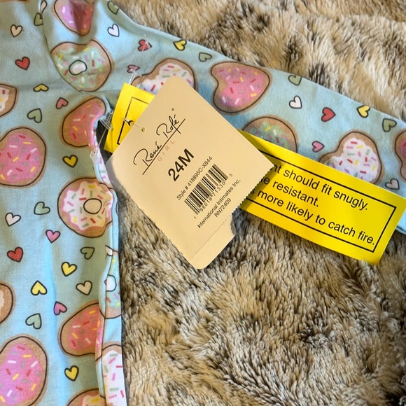 Rene Rofe 24 months Donut Pajamas - Blue and Pink zippy NWT - Picture 4 of 4